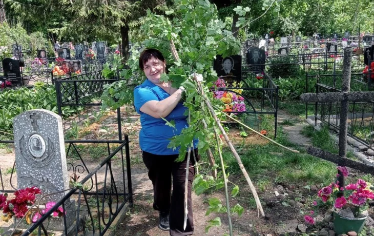 ...Субботники придуманы не зря . Общественно-полезная работа! ...Субботники придуманы не зря . Общественно-полезная работа!