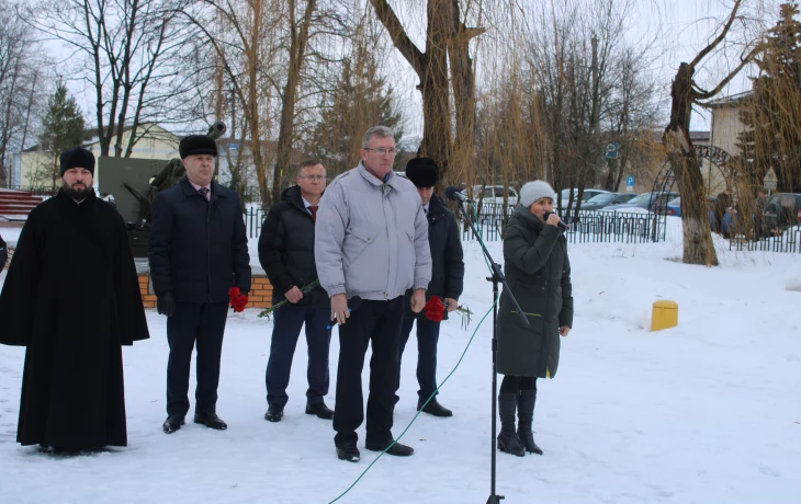 «Мы помним, мы гордимся». «Мы помним, мы гордимся».